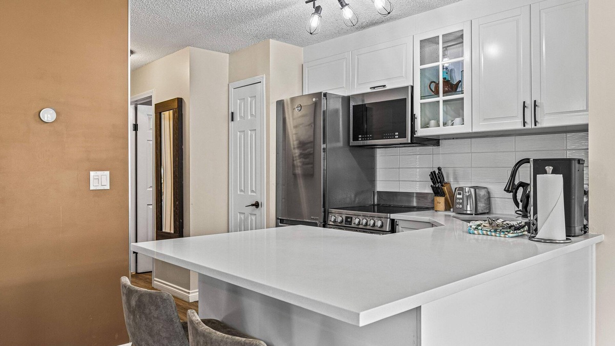 Harvie Heights House | Gorgeous Rocky Mountain Retreat Near Banff