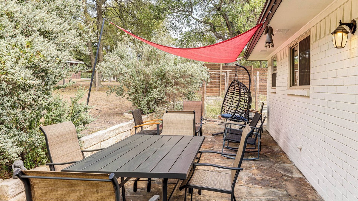 San Marcos House | Gorgeous San Marco Home w/Patio & Grill!