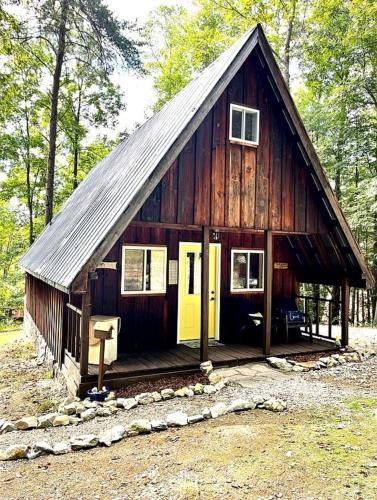 Wellington House | Gorgeous Secluded Cabin with Hiking Trails Near in Frenchburg, Kentucky