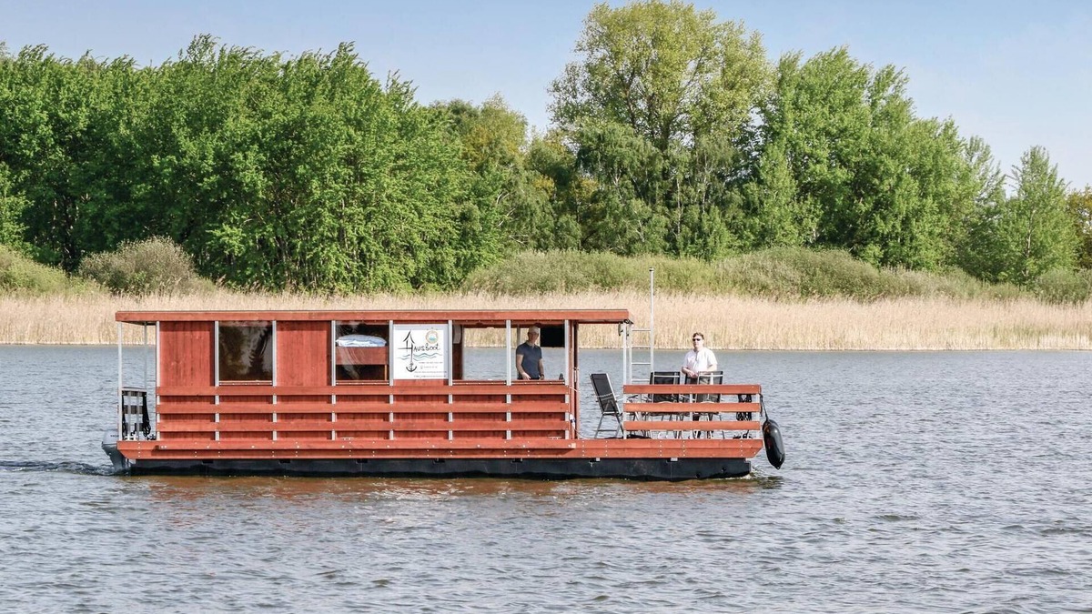 Demmin Boat Rental | Gorgeous ship in Loitz