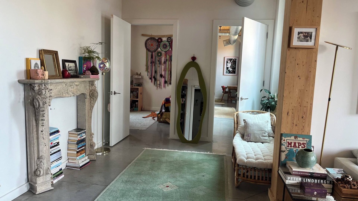 Williamsburg Apartment | Gorgeous two bedroom with a huge terrace