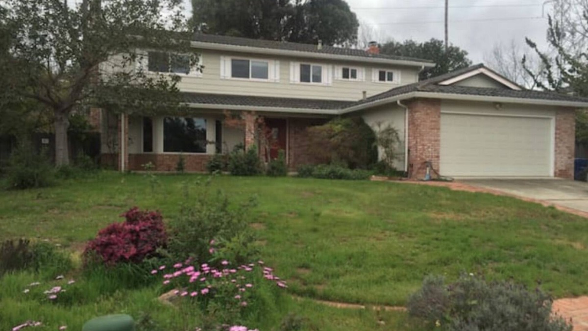 Saratoga House | Gorgeous Two-Story Saratoga House w/Large Backyard