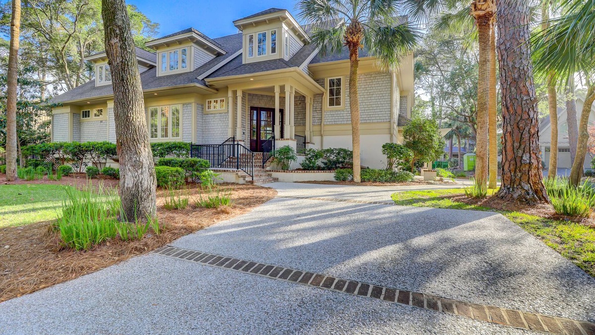 Oceanside House | Gorgeous Updated Six Bedroom Dog Friendly 3rd Row Ocean Home w/Private Pool