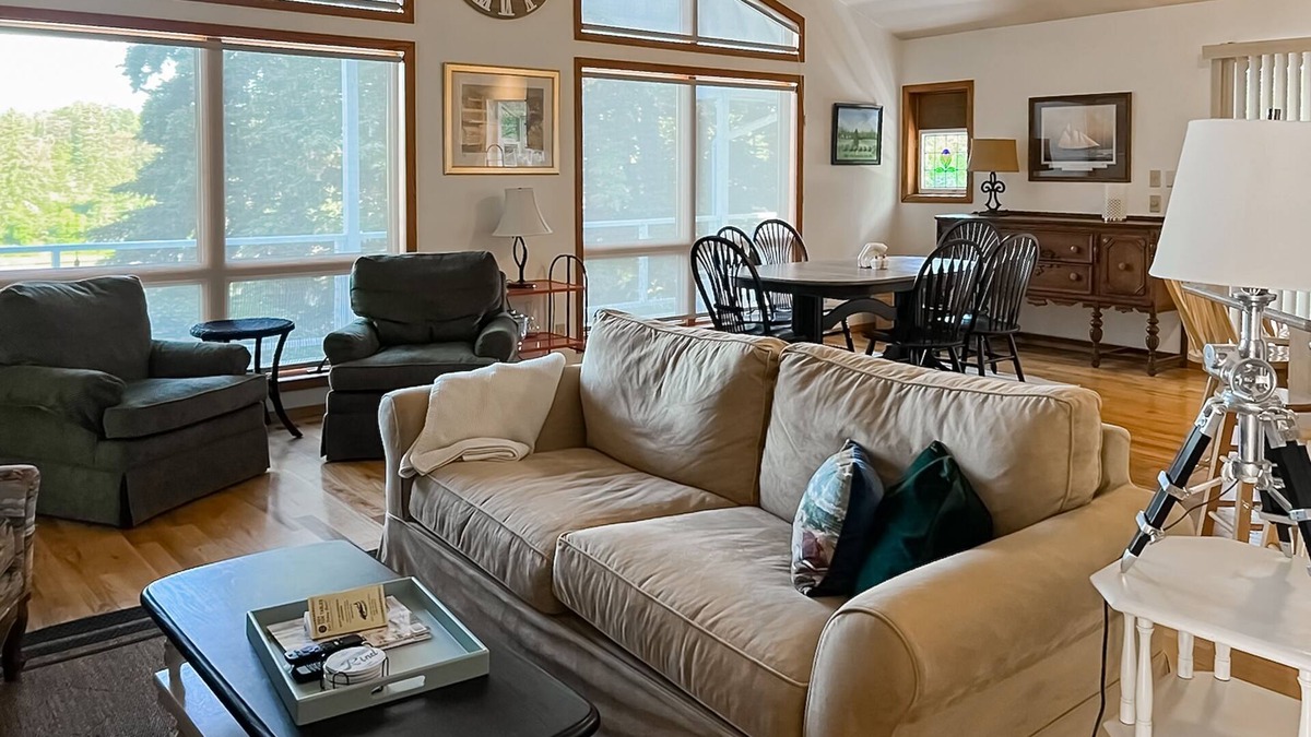 Grapeview House | Gorgeous water view townhome with private hot tub, fireplace, firepit & big deck