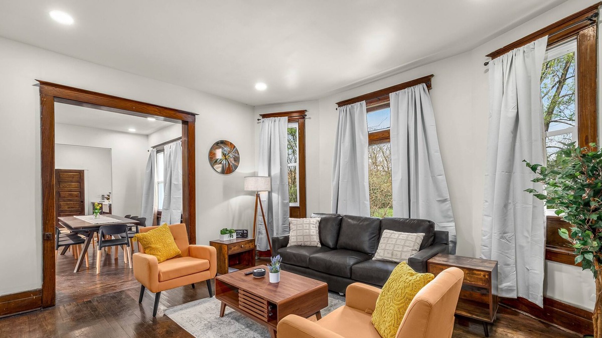 Detroit House | Gorgeous West Village Stunner 5 Bedroom Home by RedAwning