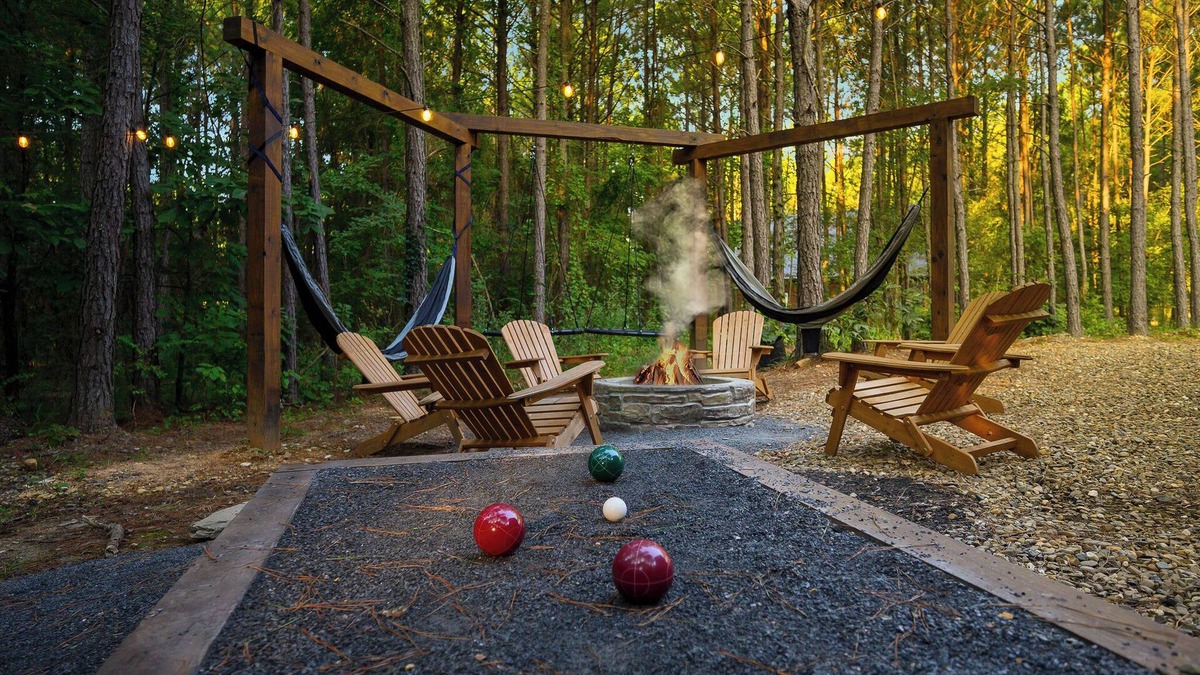 Pickens Cabin | Gorgeous wooded cabin for small groups or families that sleeps10! 1BR+Loft|7 bed