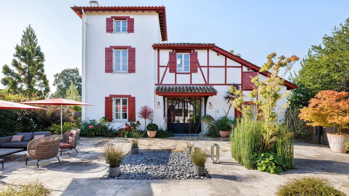Arcangues House | GORRIA - Luxury villa, heated swimming pool, tennis court, bowling green in Arcangues
