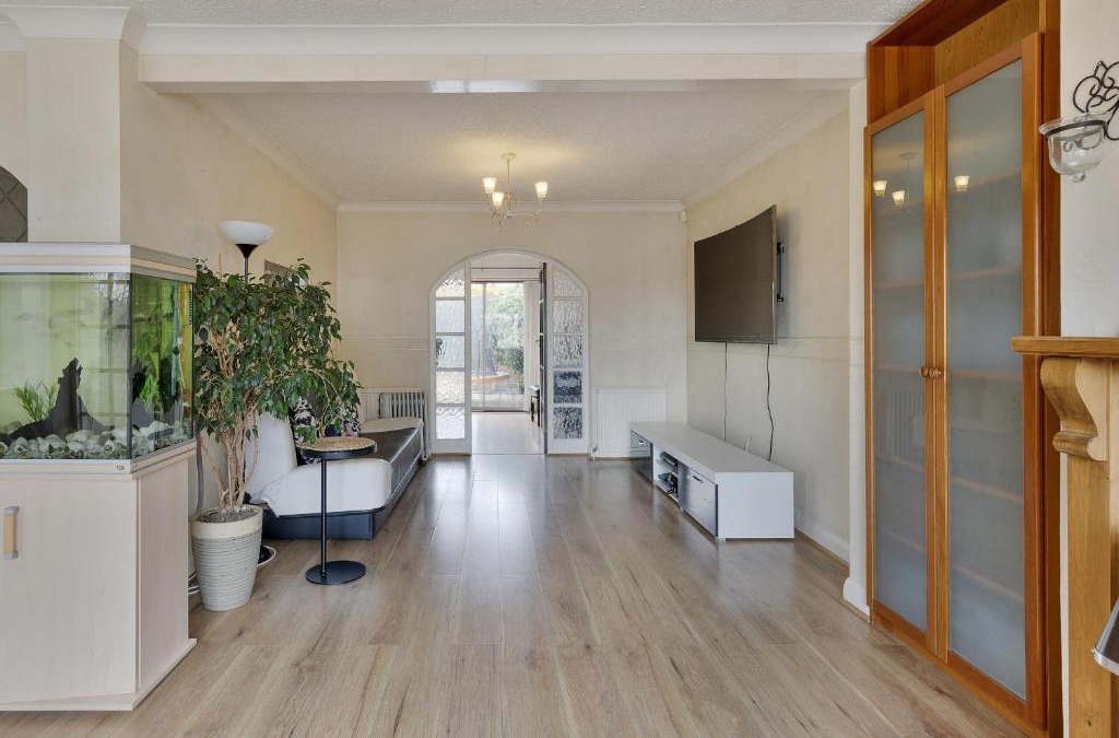 Hillingdon Apartment | Goshawk Gardens