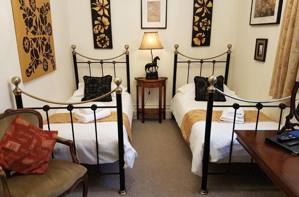 East Grinstead Bed & Breakfast | Gothic House