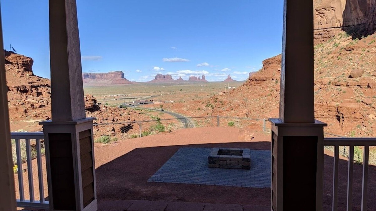 Monument Valley Cabin | Goulding's Lodge