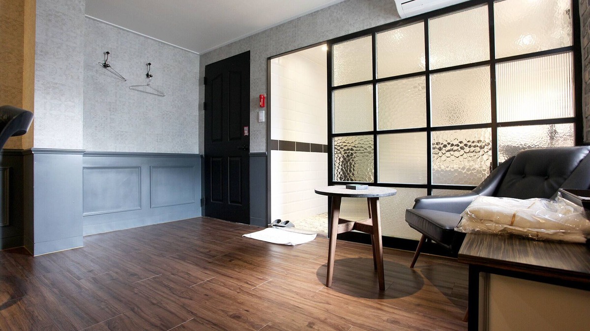 Goyang Hotel | Goyang Lin