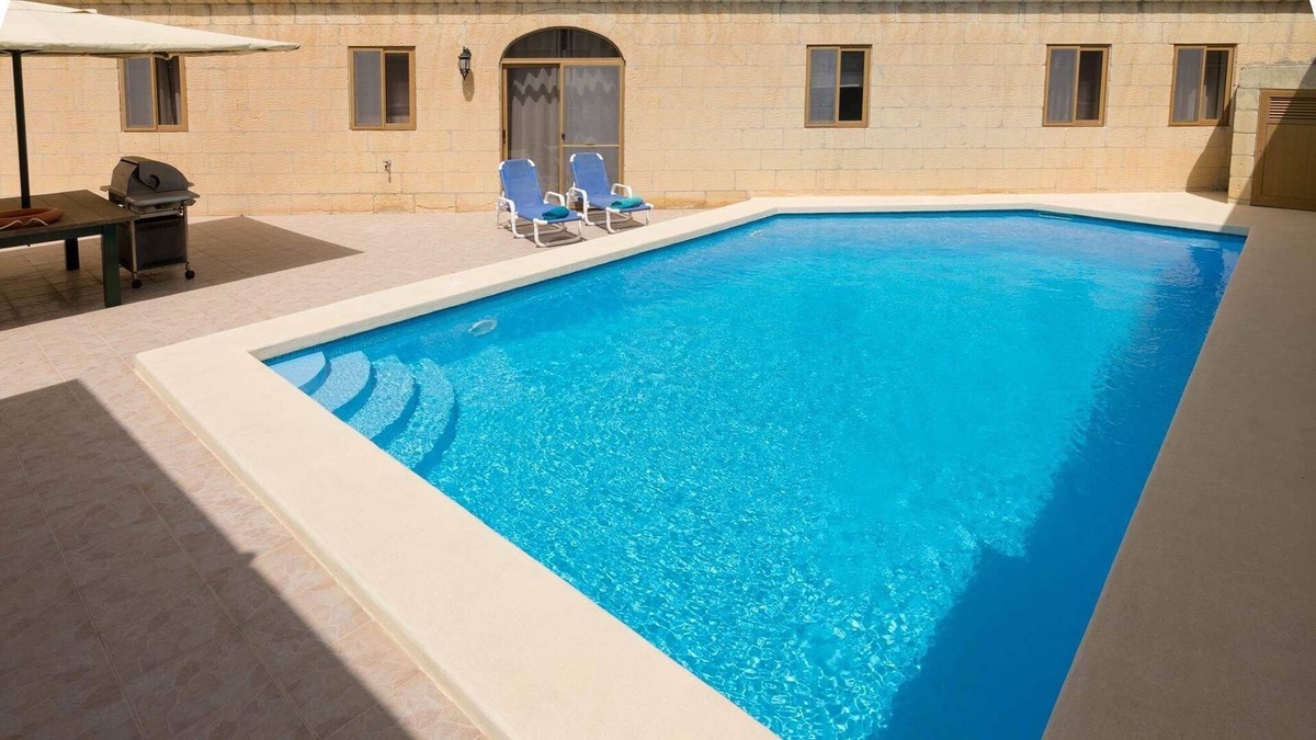 Victoria House | Gozo Inn Gelmus Self catered with private pool, and garden