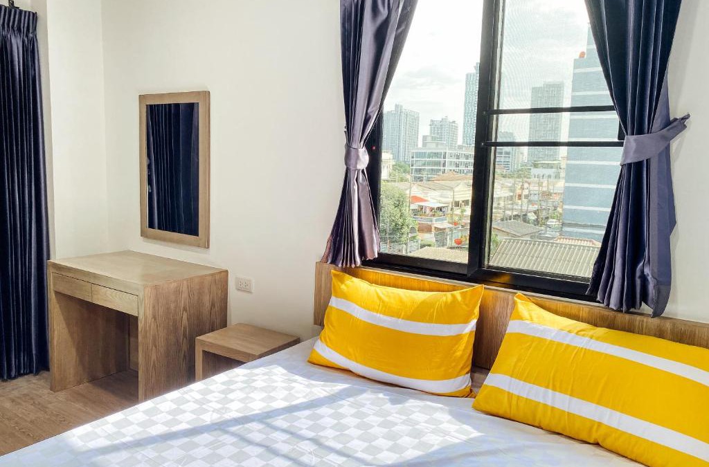 Suan Luang Hotel | GP House Bangkok - Sukhumvit Onnut BTS Skytrain