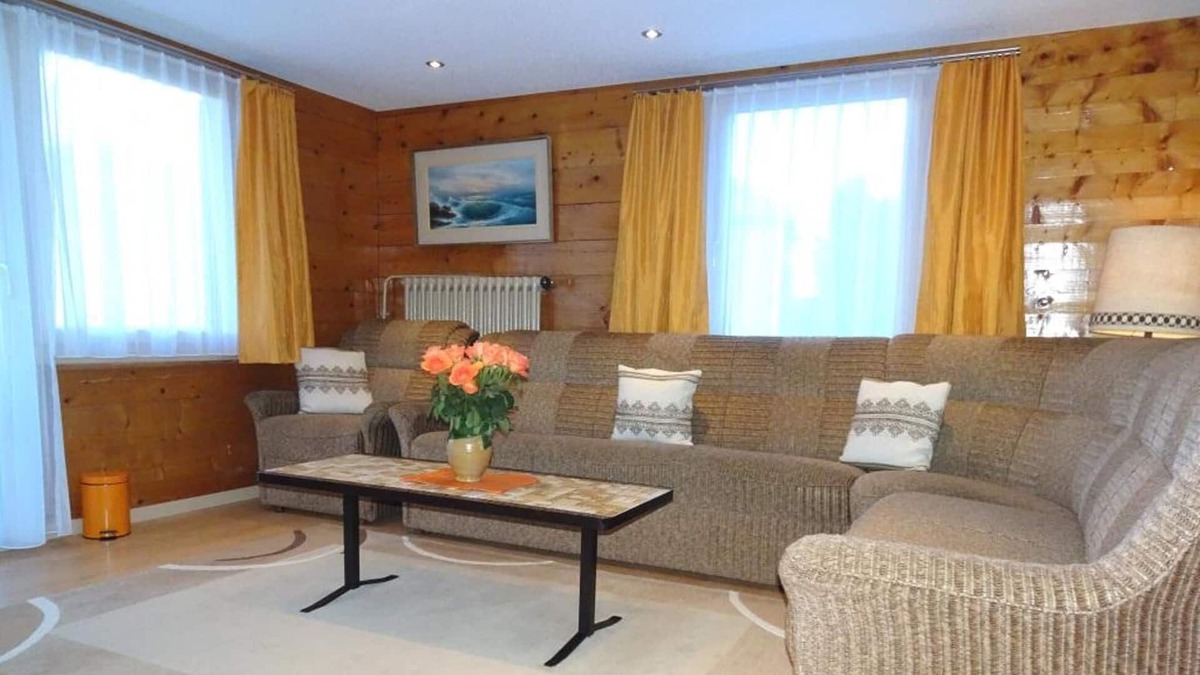Graechen Apartment | Grächen CH: 5-room apartment with mountain view 4 - 9 people (incl. Parking spot)