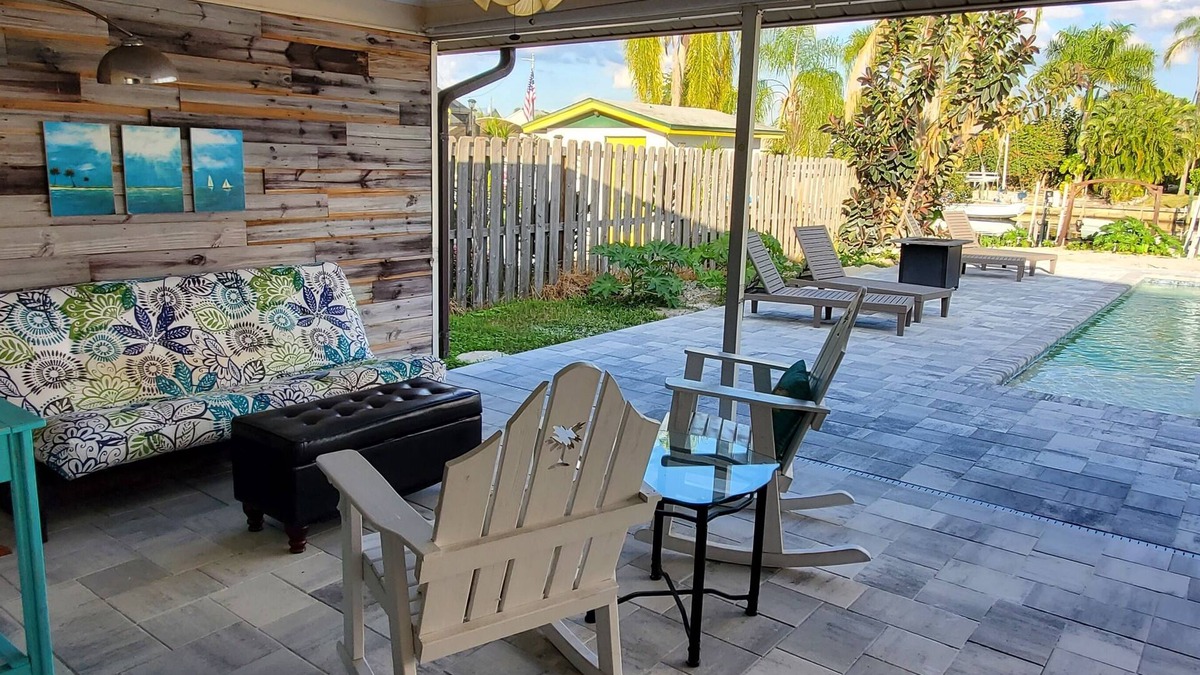 Fort Myers Shores House | Grace in Paradise - A Waterfront Experience