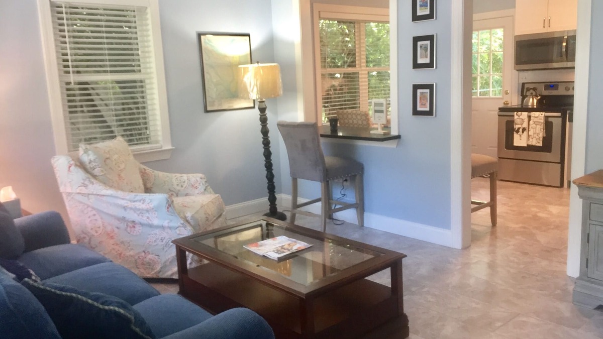 Jekyll Island House | Grace's Getaway: Newly refurbished.Two blocks to the beach!