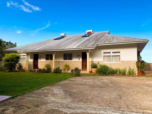 Anse aux Pins Apartment | Grace Self Catering