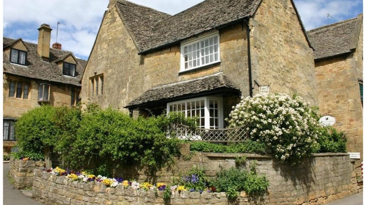 Chipping Campden Cottage | Grade II Listed Cotswolds Self Catering Accommodation. VisitEngland 4*