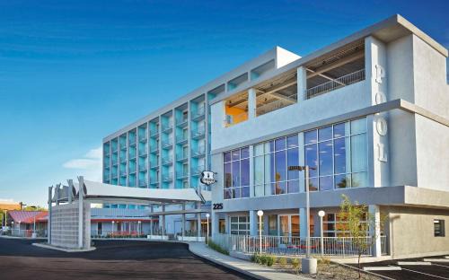 University Park Hotel | Graduate by Hilton Tempe