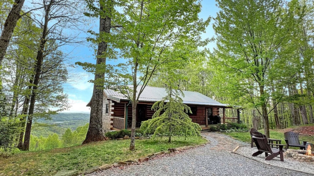Hays Cabin | Grais Blue Ridge Cabin