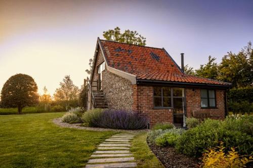 Thorington House | Granary Cottage