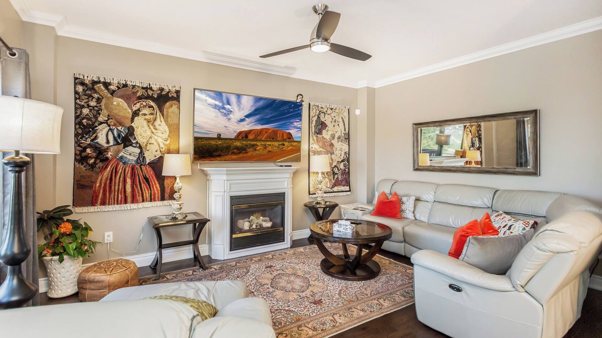 Norval House | Grand and elegant house which combines beauty and comfort in perfect harmony