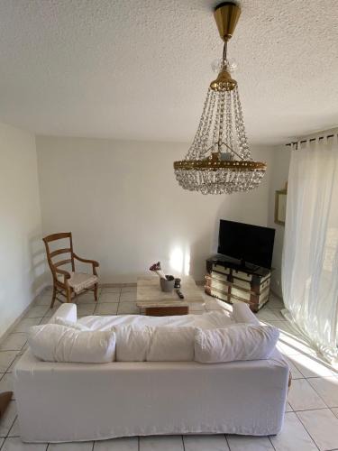 Saint-Paul-les-Dax Apartment | Grand appartement en résidence calme avec piscine