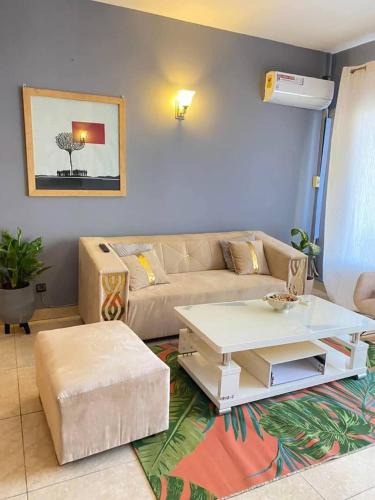 Yaounde Apartment | Grand Appartement coquet Bastos