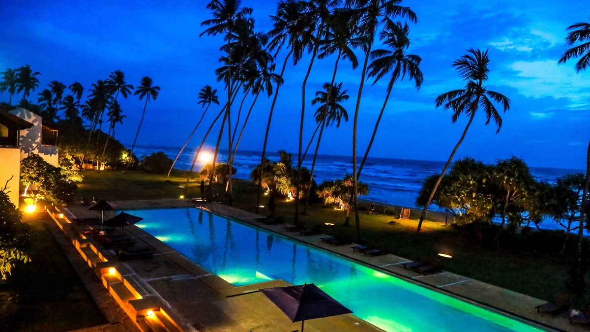 Wadduwa Hotel | Grand Beach