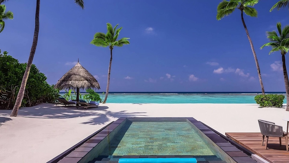 Reethi Rah House | Grand Beach Villa at One&Only Reethi Rah , Private Beach!