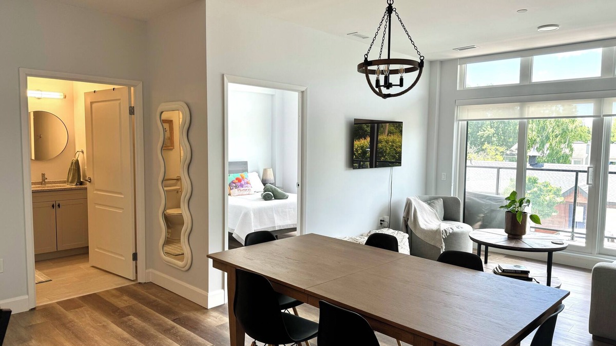 Grand Bend Apartment | Grand Bend Escape Central Luxury - Overlooking Main Street - Walk to Beach