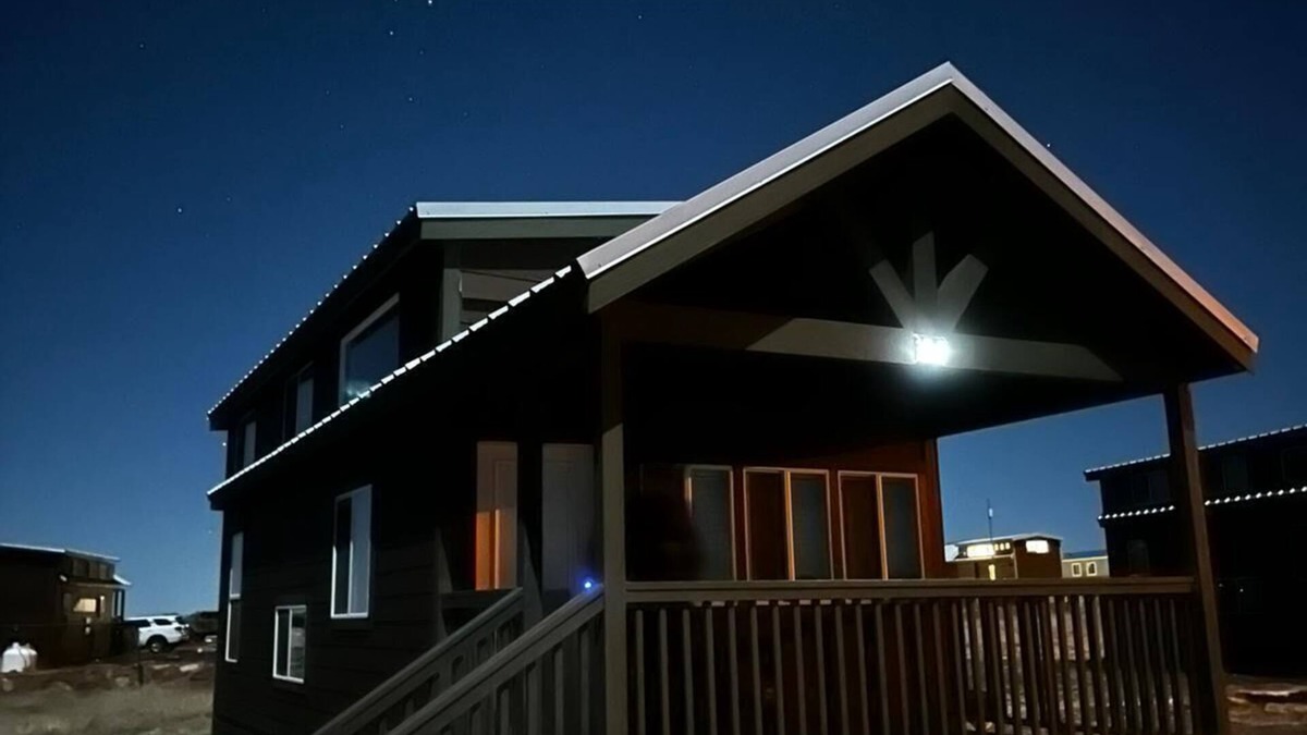 Valle Cabin | Grand Canyon South Rim: Private Cabin: Sleeps 8