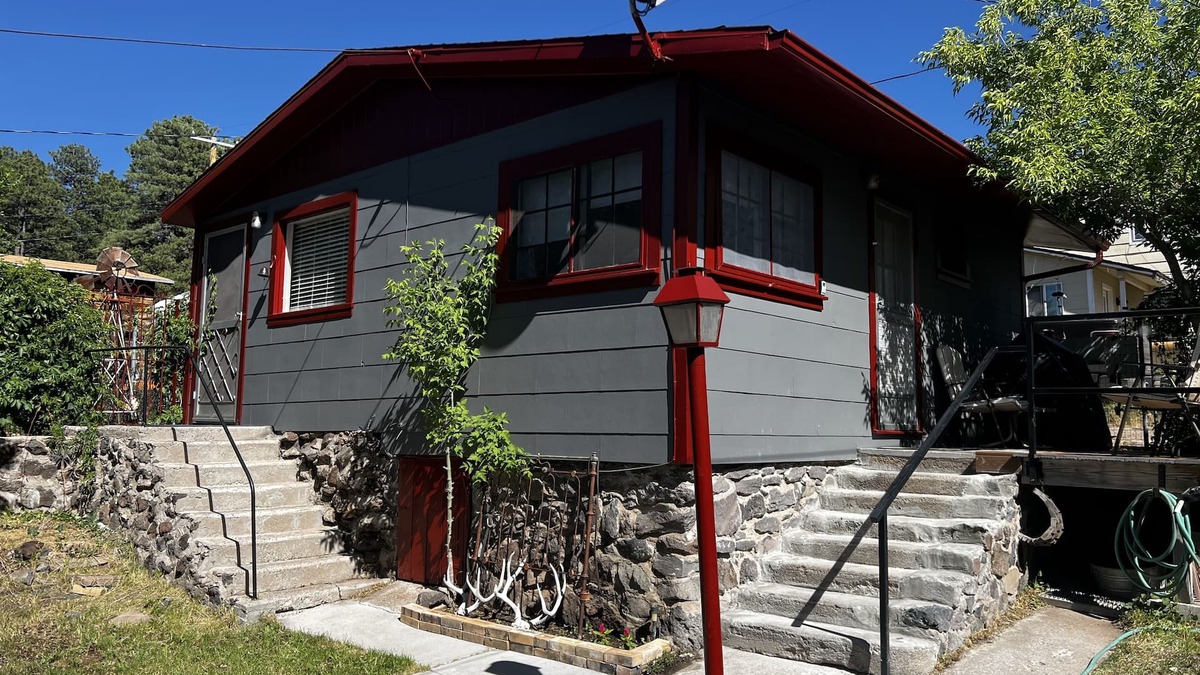 Williams House | Grand Canyon Williams Getaway Guesthouse