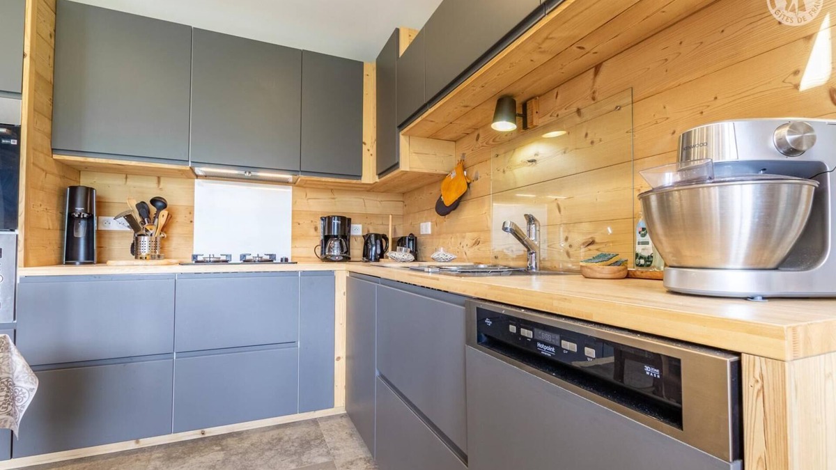 Albiez-Montrond House | GRAND CERF - ALBIEZ MONTROND