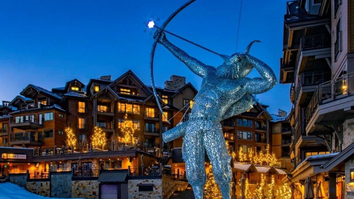 Breckenridge Resort | Grand Colorado at Peak 8: Ski-in, Ski-out in Breckenridge, CO