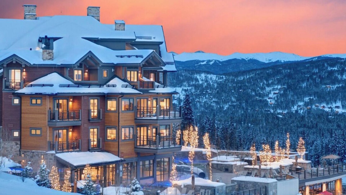 Smith County Cabin | Grand Colorado on Peak 8 Ski-in Ski-out