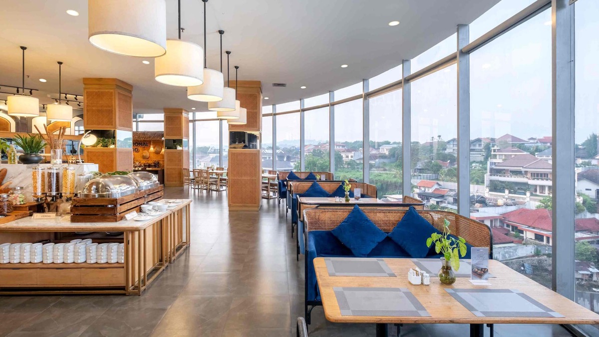 Semarang Hotel | Grand Edge Hotel Semarang