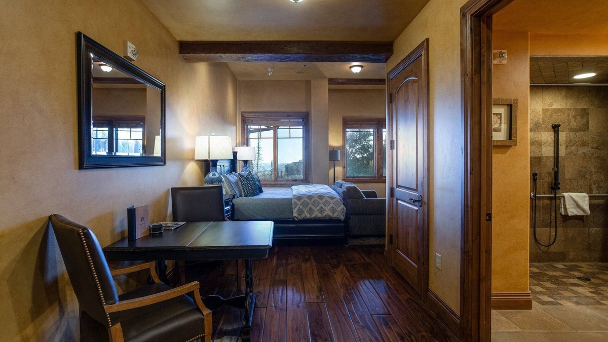 Empire Pass Condo | Grand Lodge at Deer Valley Resort - Studio #205 - Ski-in/ski-out
