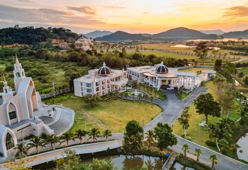 Na Chom Thian Hotel | Grand Lord Hotel & Residence - Khao chi chan Pattaya