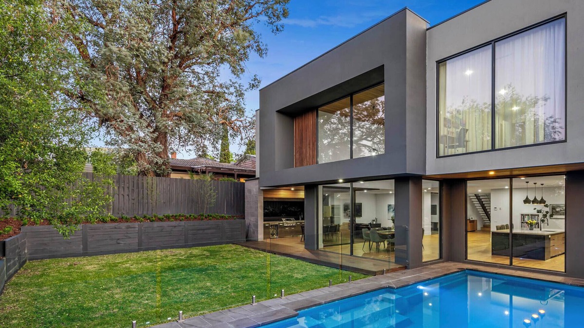 Templestowe Lower House | Grand Luxury Retreat in Melbourne's East