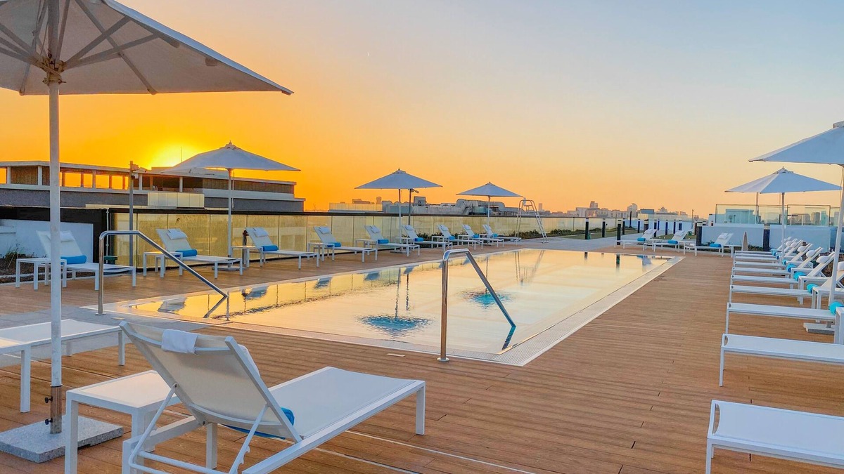 Garhoud Hotel | Grand Mercure Dubai City