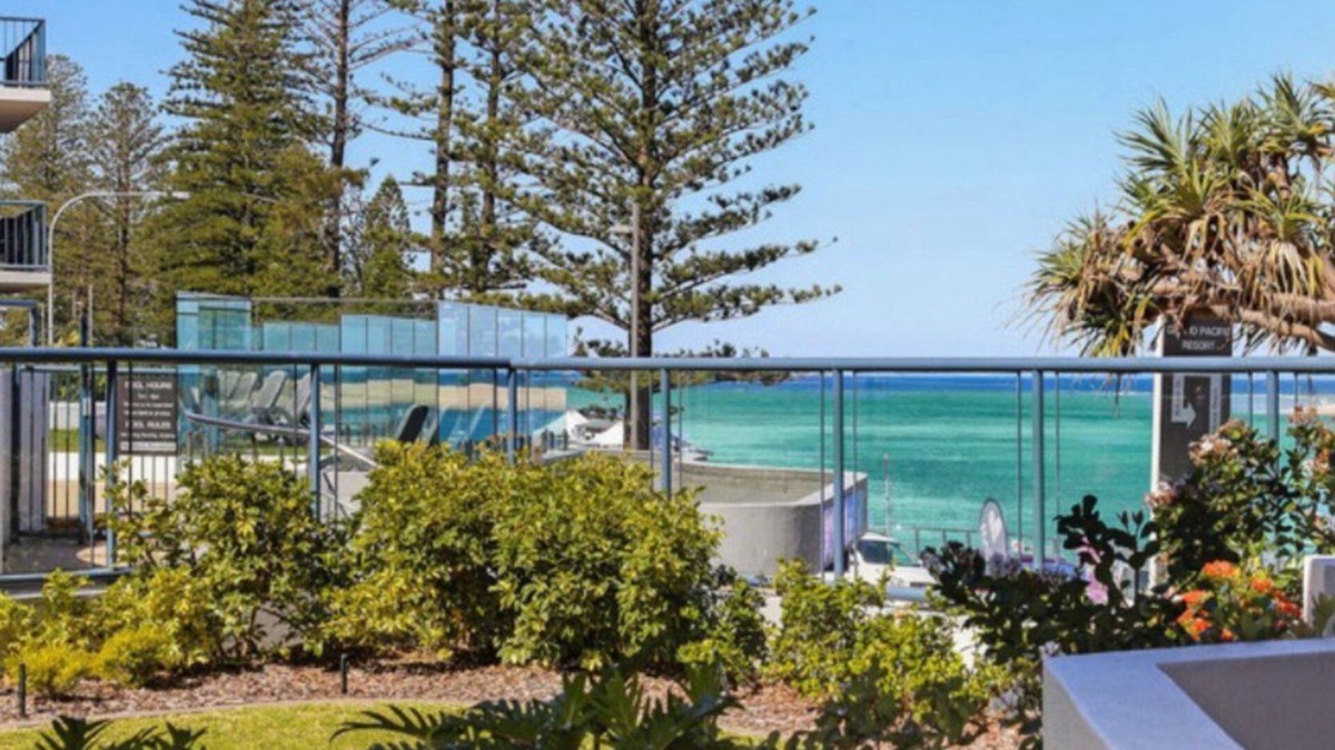Caloundra Apartment | GRAND PACIFIC UNIT 10