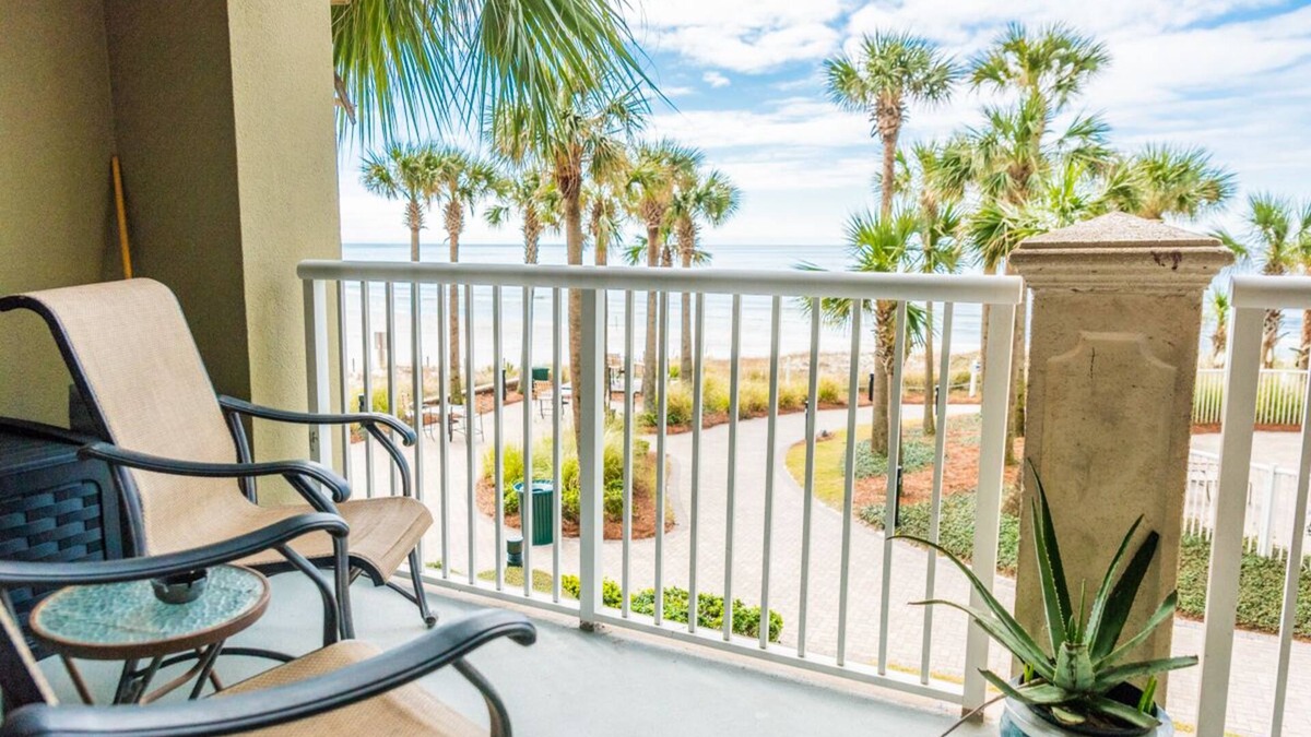 Panama City Beach Hotel | GRAND PANAMA, BEACHFRONT, Sm Pet-friendly, 2 Pools, OPEN Sept 1-4th or 21st-24th