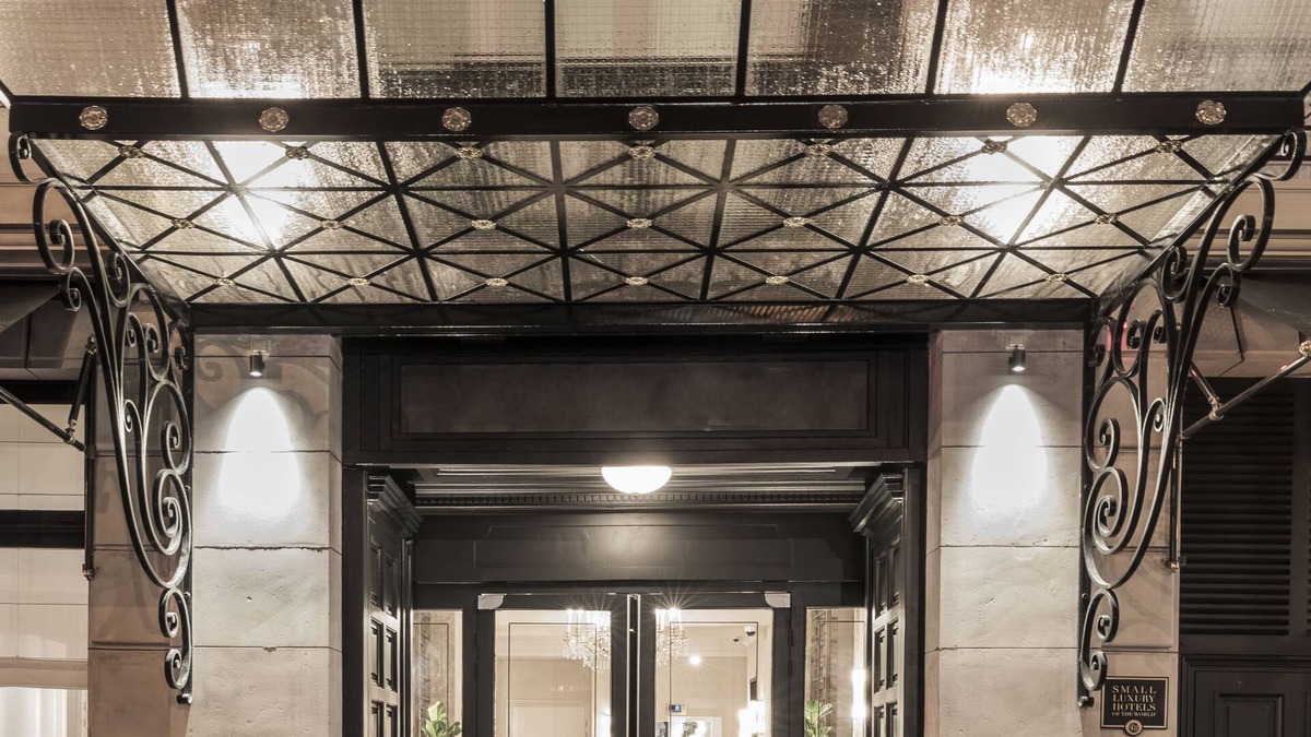 Champs-Elysees Hotel | Grand Powers