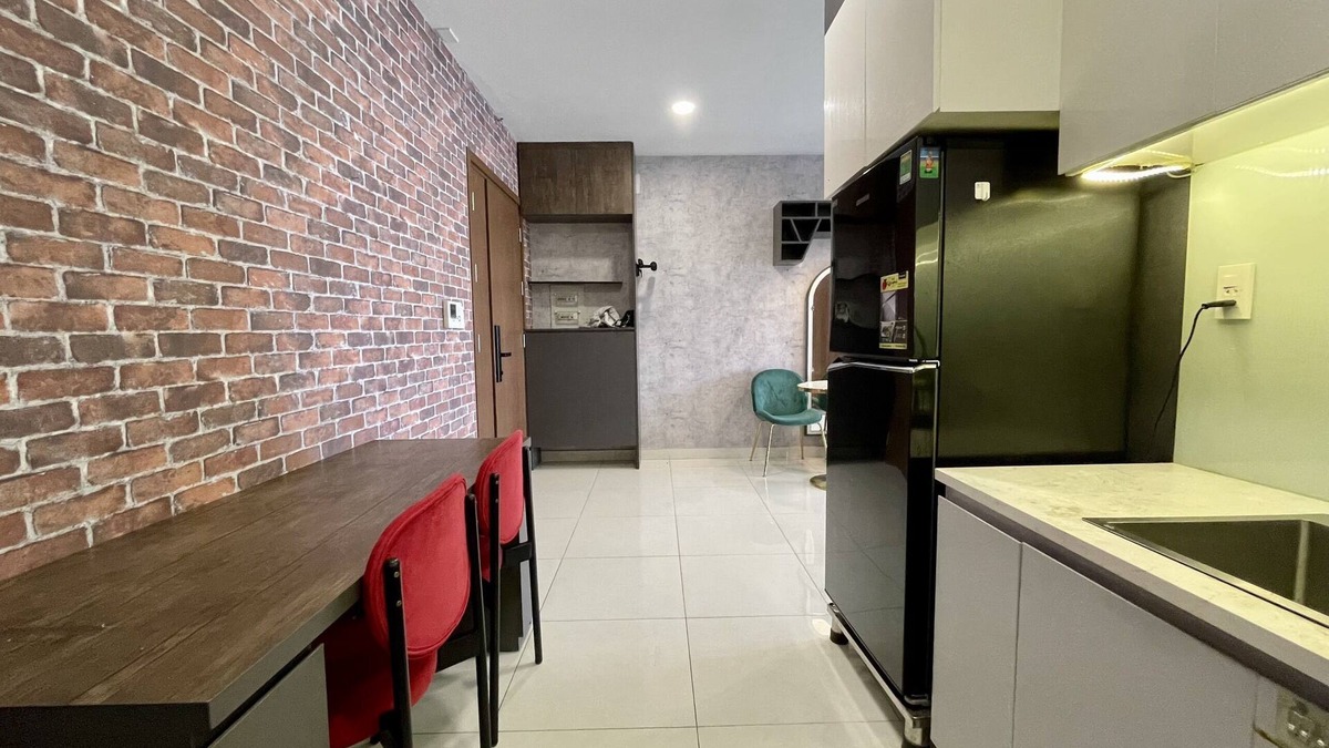 District 4 Apartment | Grand Riverside Apartment Near Center