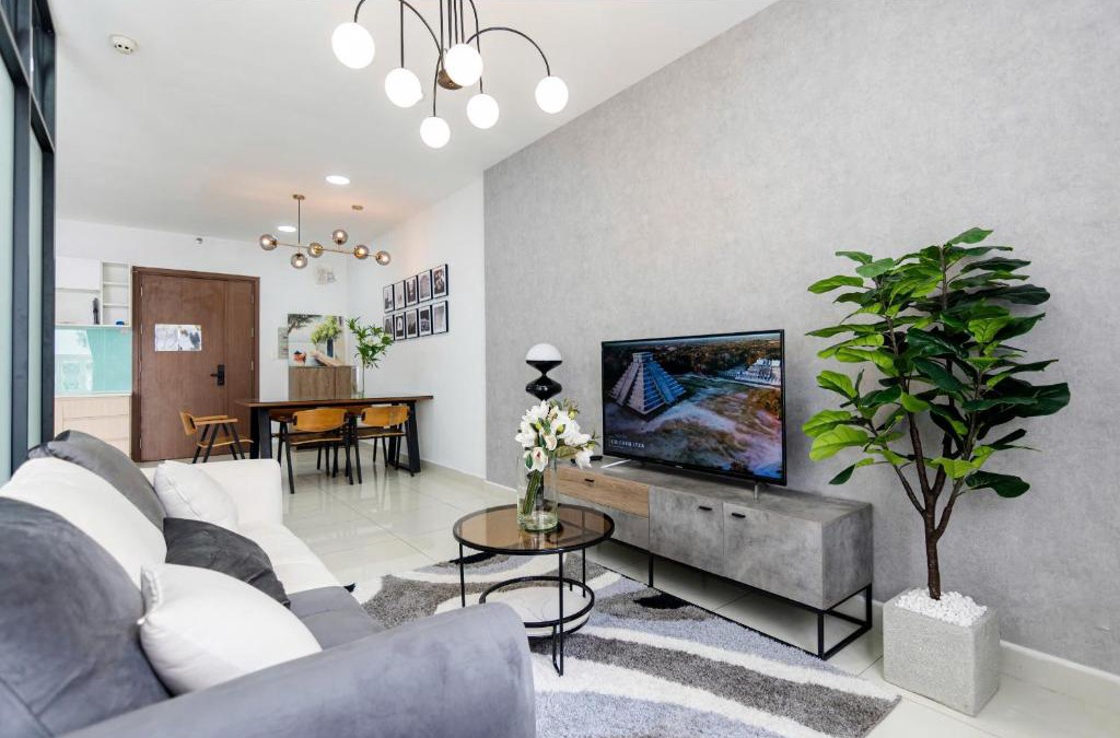 District 4 Apartment | Grand Riverside Aparment 4Brs 5 Beds near D1