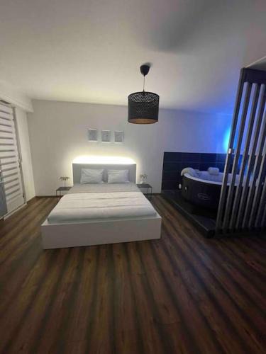 Poteries Apartment | Grand Studio avec Jacuzzi