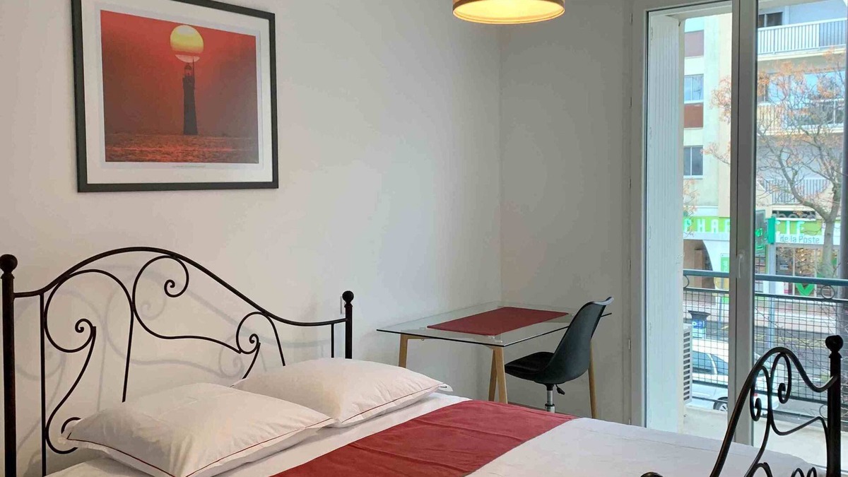 Beziers Apartment | Grand T2 Proche Centre Historique de Béziers