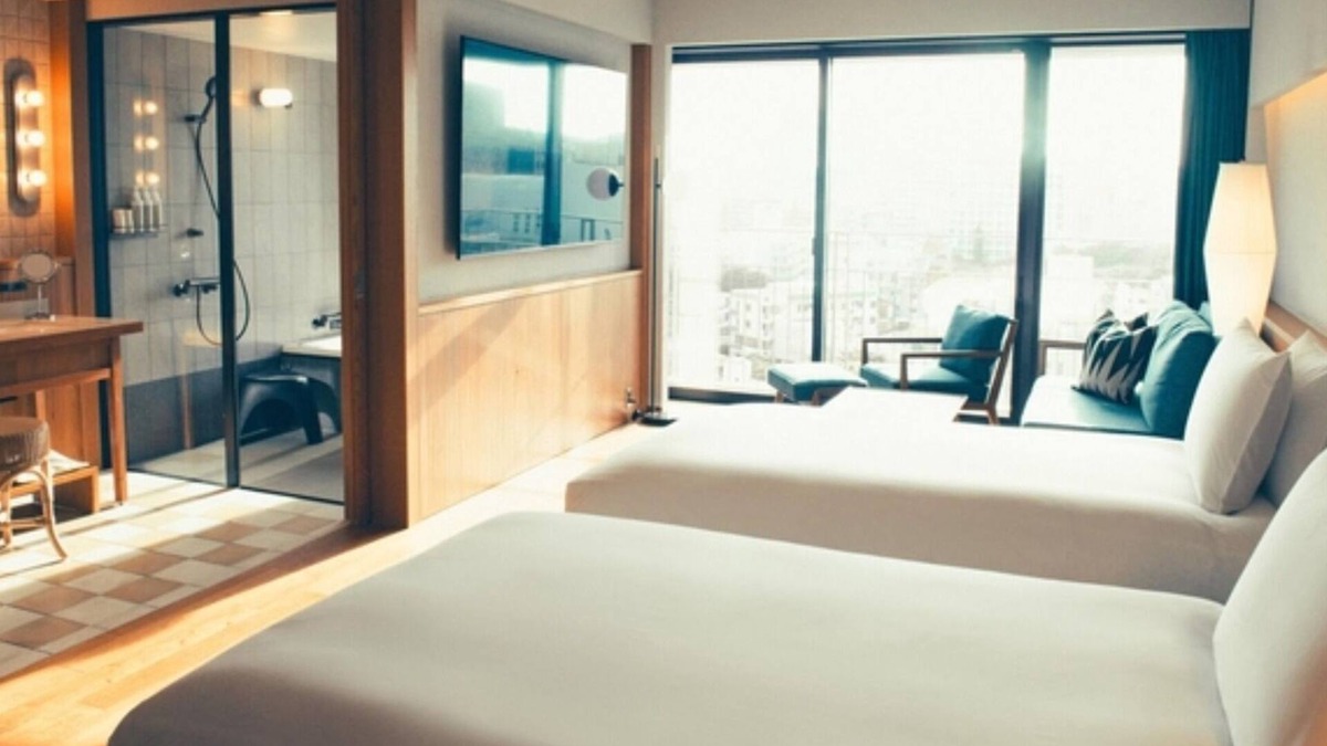 Kumoji Hotel | Grand Twin vs | Buffet breakfast included Prem/Naha Okinawa