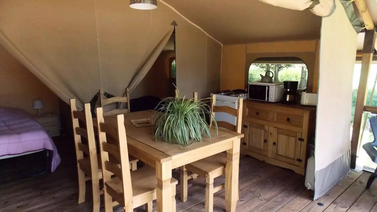 Saint-Leger-de-Fougeret House | Grande Lodge Nature et Luxe 2017 5 people